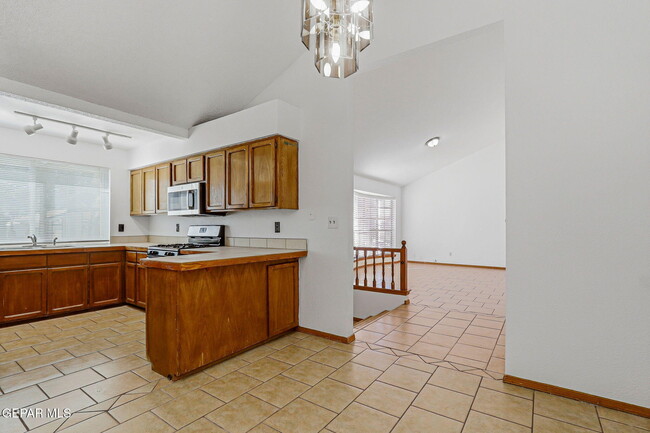 Building Photo - 2356 Juliette Low Dr