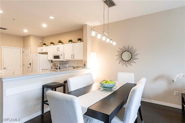 Building Photo - 15616 Marcello Cir