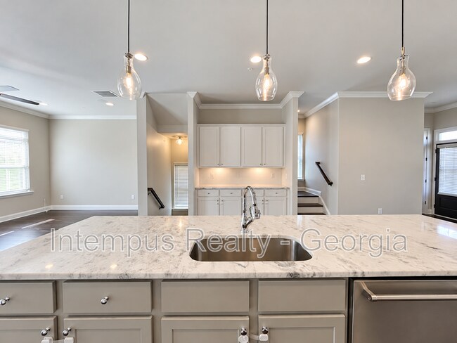 Building Photo - 1260 Stone Castle Cir