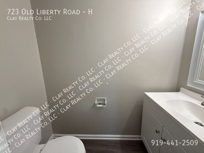Building Photo - 723 Old Liberty Rd