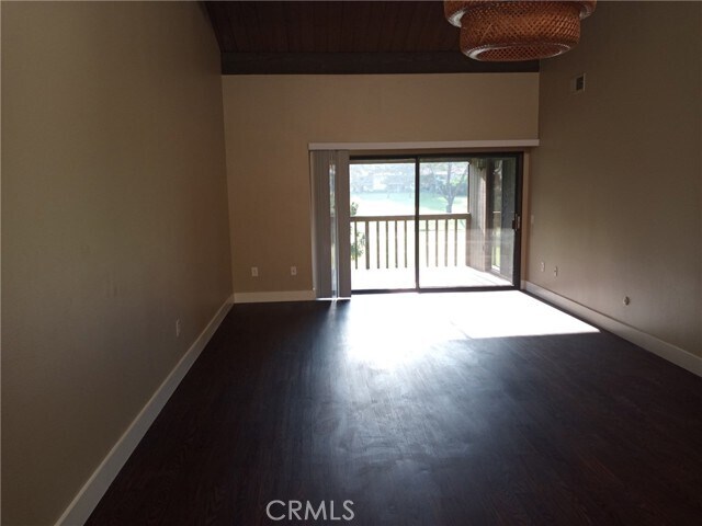 Building Photo - 31537 E Nine Dr