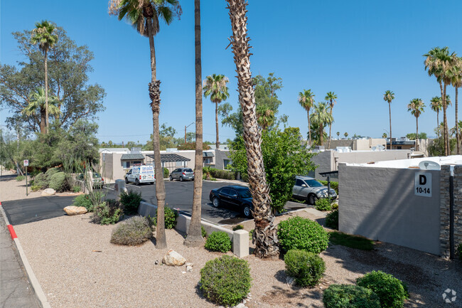 Building Photo - Palm Garden Apartments