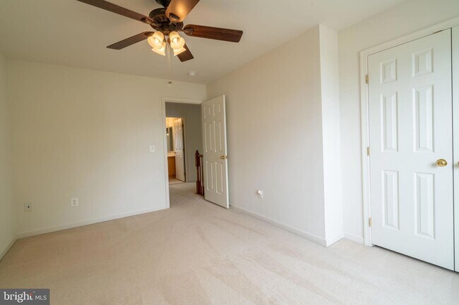 Building Photo - 10955 Southcoate Village Dr