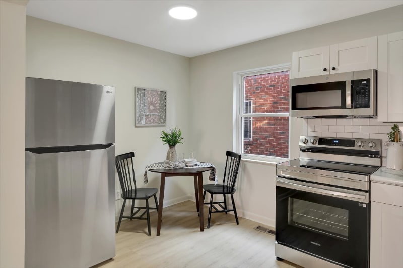 Building Photo - 2645 Keokuk St