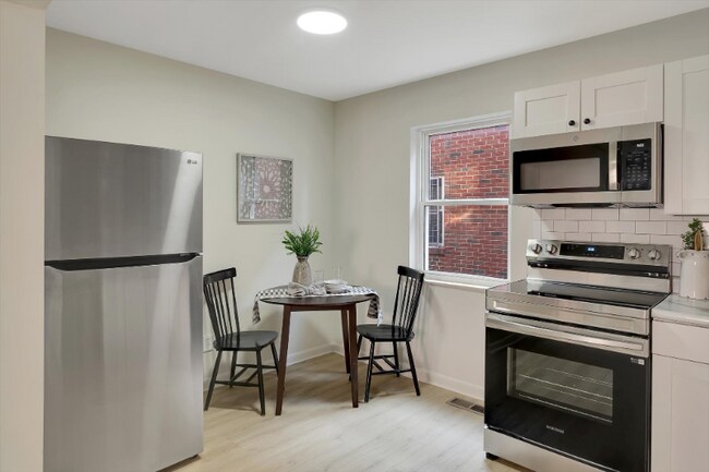 Building Photo - 2649-2651-2651 Keokuk St