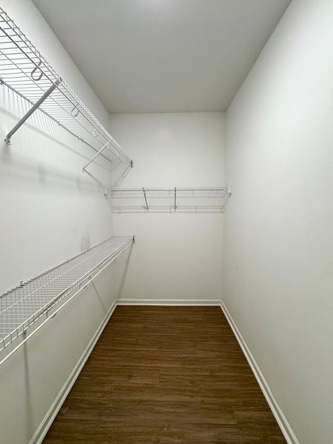 Building Photo - Stunning 3 Bed 2 Bath Home in Fayetteville