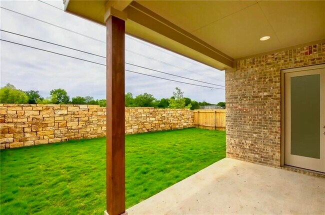 Building Photo - 1265 Summerbrooke Cir