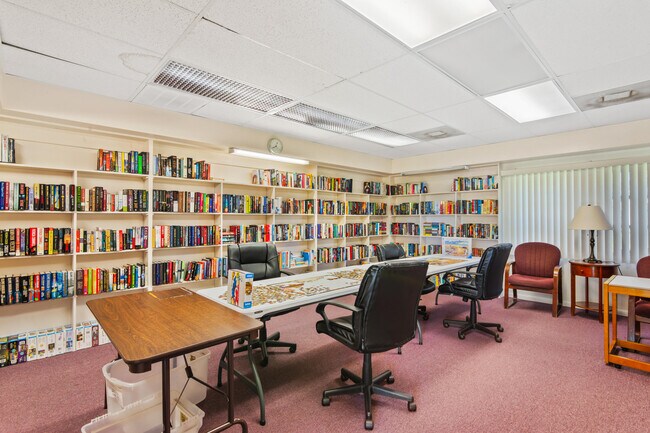 Building Photo - 36 Vis Gdns Trl