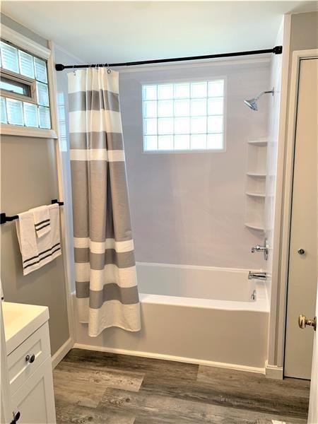 Building Photo - 1459 4th St