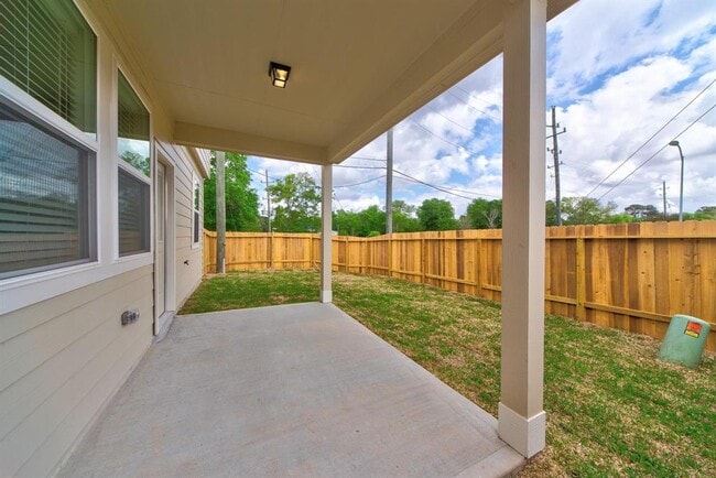 Building Photo - 2903 Orchid Ranch Dr