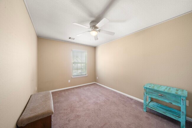 Building Photo - 2621 Wilson Creek Dr