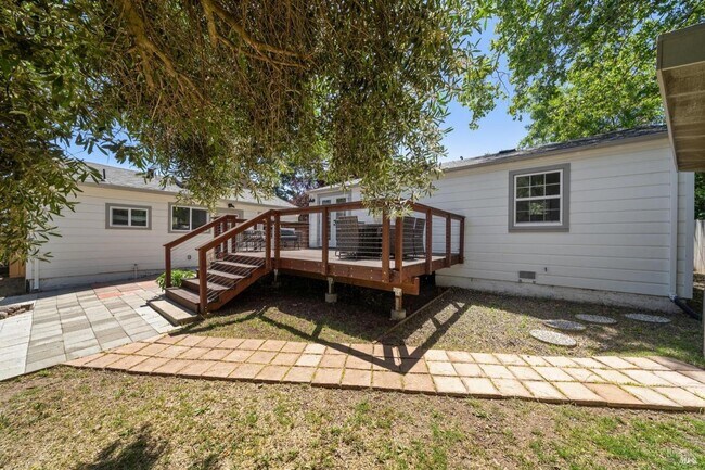 Building Photo - 2188 First Ave