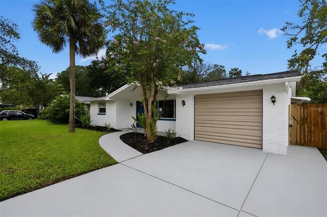 Building Photo - 5644 Berlin Dr