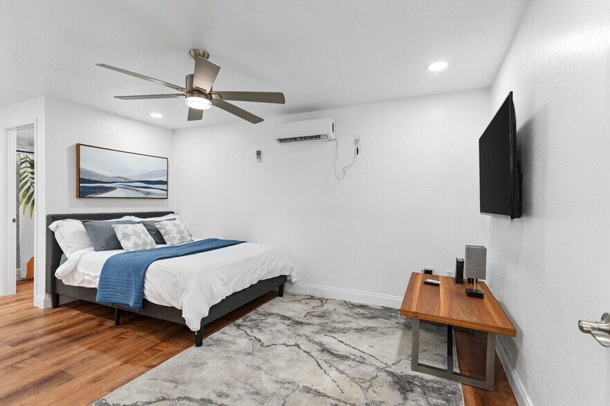 Building Photo - 3417 N 10th St