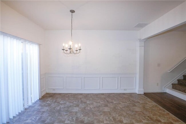 Building Photo - 1939 Durwood Ln