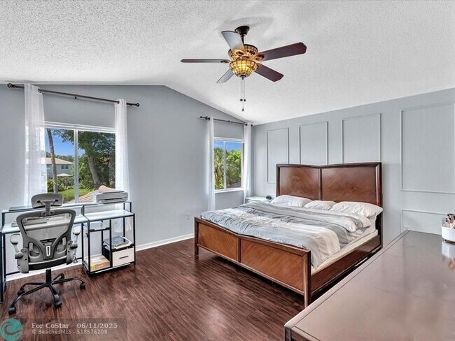 Building Photo - 16418 Sapphire St