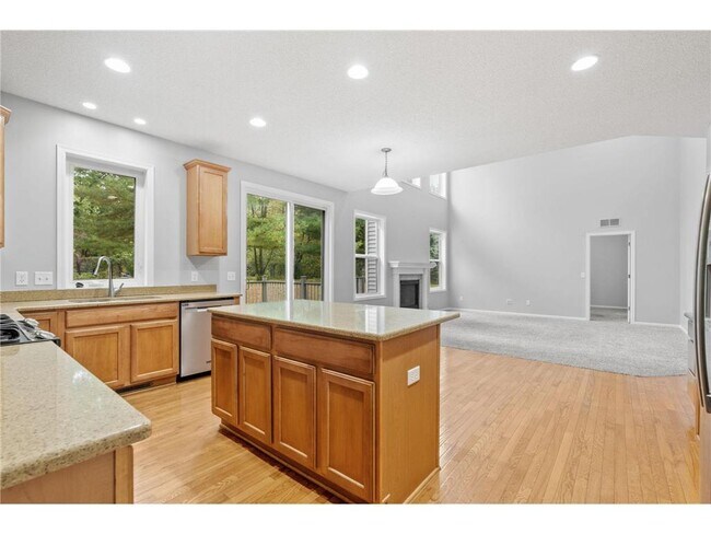 Building Photo - 2117 Vermillion Curve