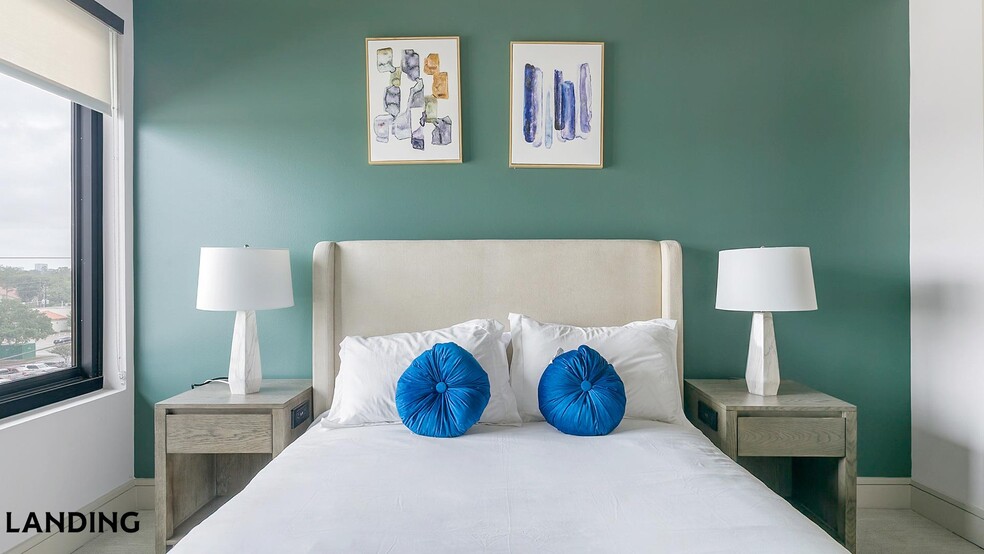 Building Photo - 1414 Wood Hollow Dr