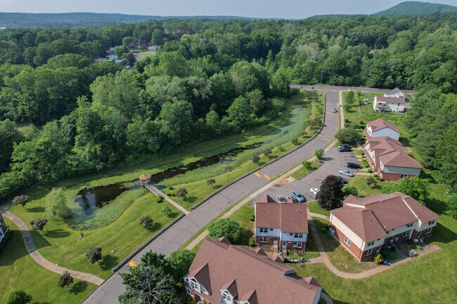 Building Photo - 145 Harbor Pond Dr