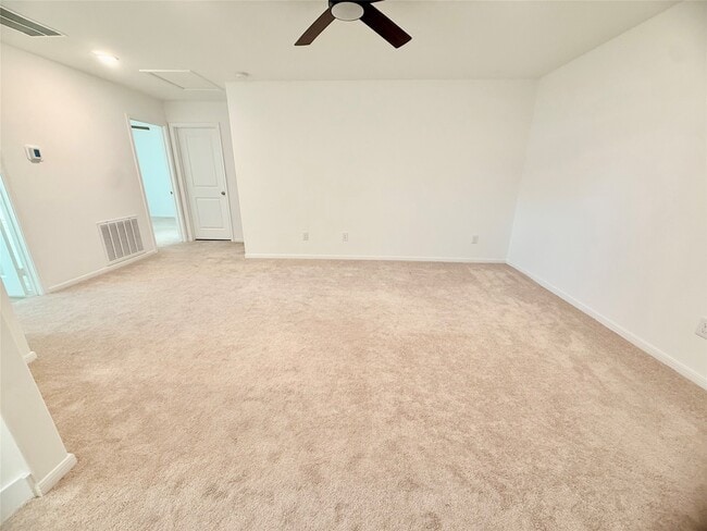 Building Photo - 24619 Applewood Crst Ln