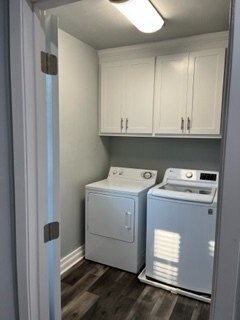 Building Photo - 755 Ashwood Ave