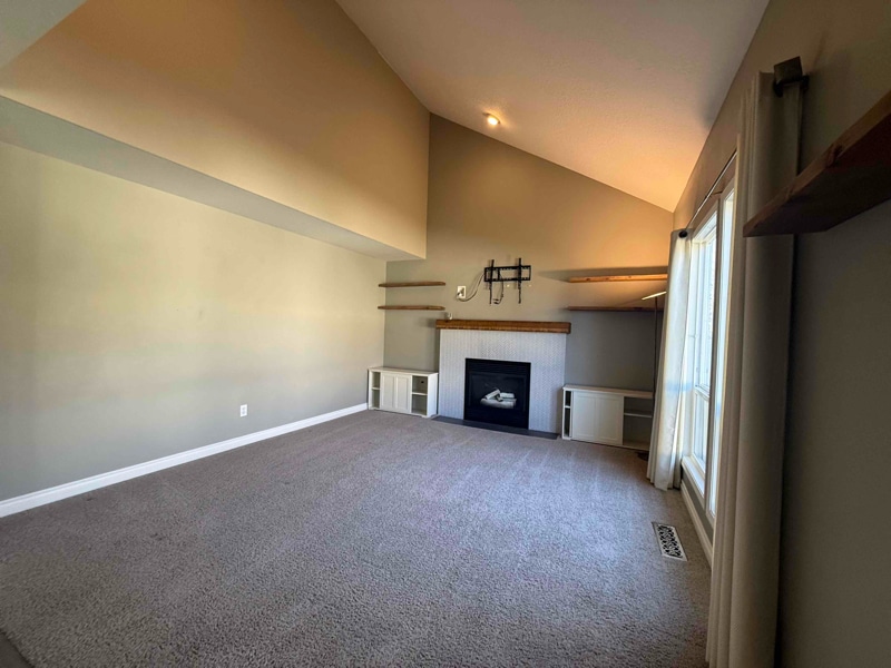 Building Photo - 17412 SE 28th St