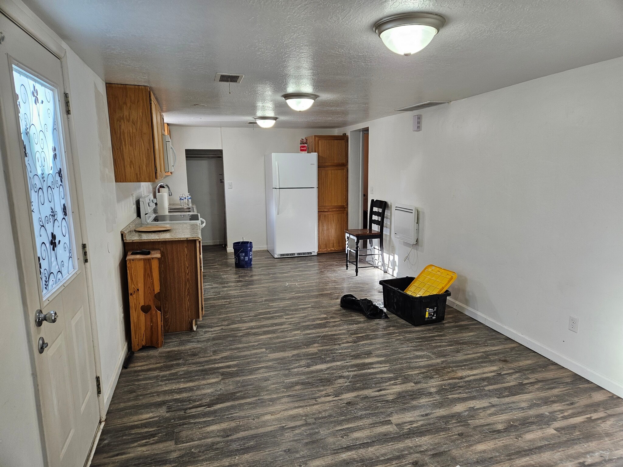 Building Photo - 327 N 300 W