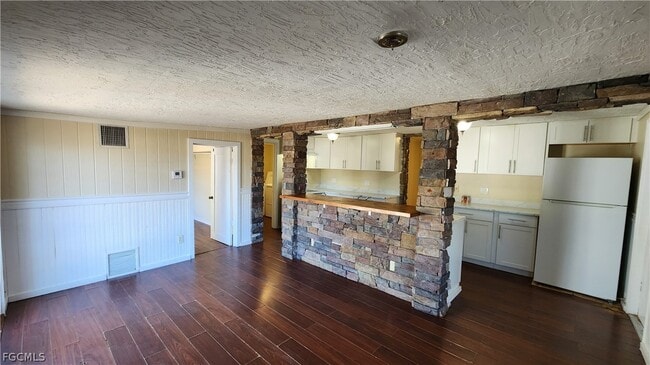 Building Photo - 2181 Brandon St