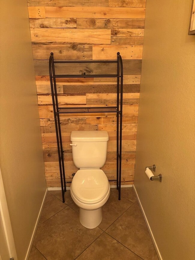 Building Photo - Gated 3-Bedroom Home with Community Pool Near Fort Apache & Blue Diamond