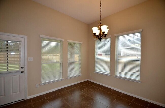 Building Photo - 9942 Taylor Springs Ln