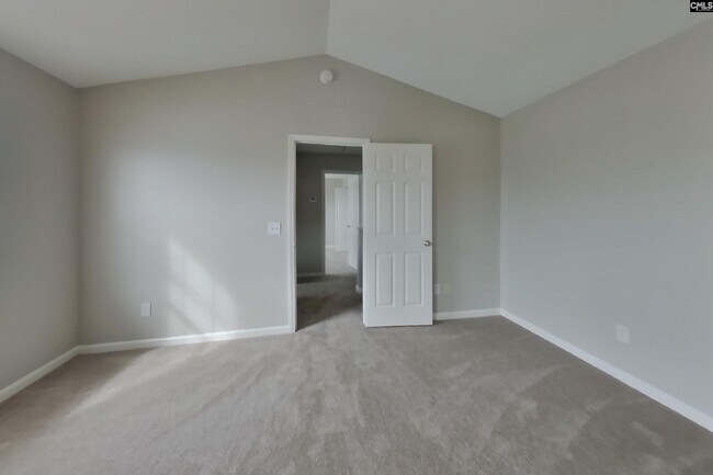 Building Photo - 308 Fox Trot Dr
