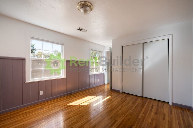 Building Photo - CALL US TODAY AT (505) 808-6467 TO SCHEDULE A CONVENIENT SHOWING