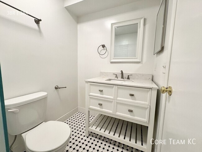 Building Photo - 4420 Jarboe St