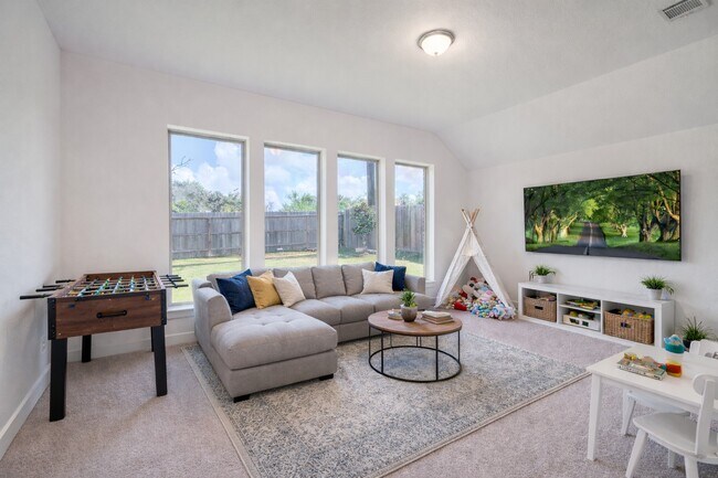 Building Photo - 5439 Farm Hill Way