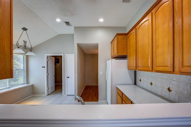 Building Photo - 8533 Brushy Creek Trail