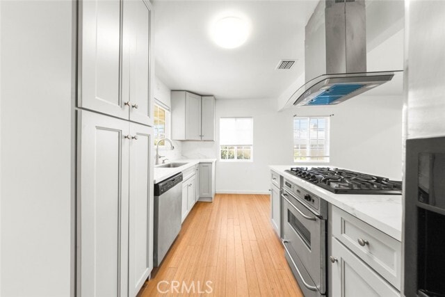 Building Photo - 19148 Saticoy St