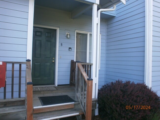 Building Photo - 6317 Barstow Ln SE