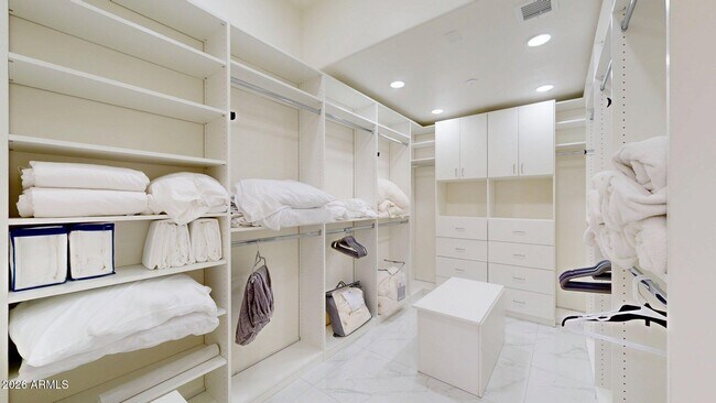 Building Photo - 3231 S Jojoba Way