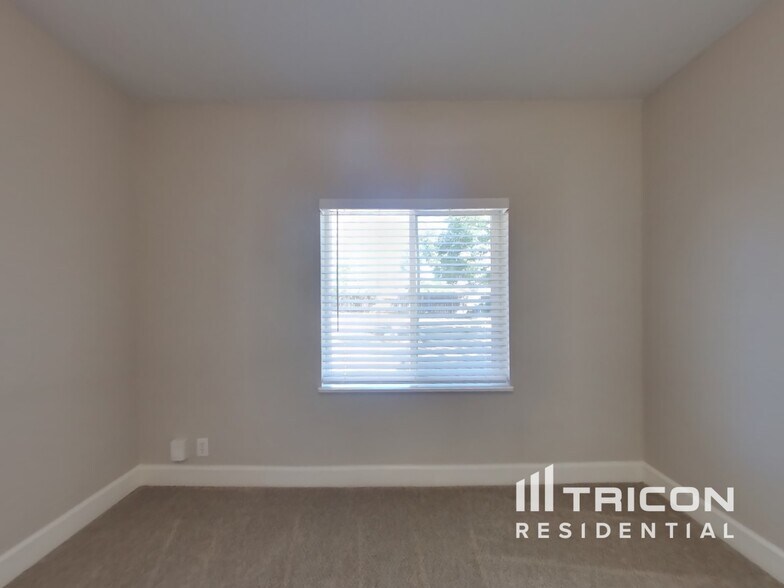 Building Photo - 904 Bidwell St