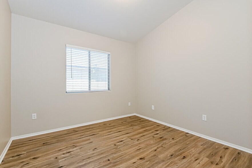 Building Photo - 11320 W Cotton Bale Ln