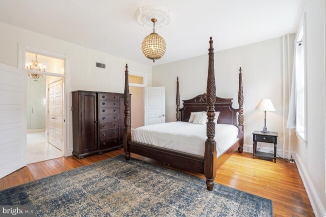 Building Photo - 1339 T St NW