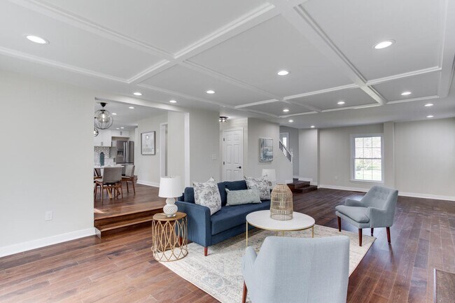 Building Photo - Fabulously Renovated 4 Bedroom, 3.5 Bathroom Home In Close in Potomac!!