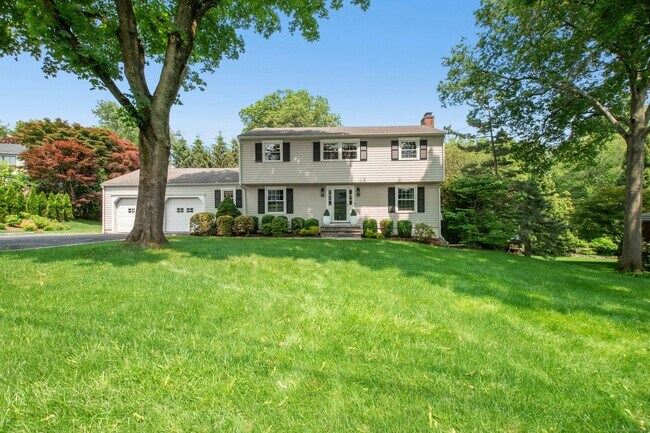 Primary Photo - 15 Wilson Ridge Rd