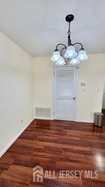 Building Photo - 1125 Waterford Dr