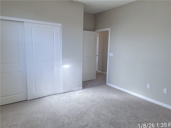 Building Photo - 299 Stradella Pl