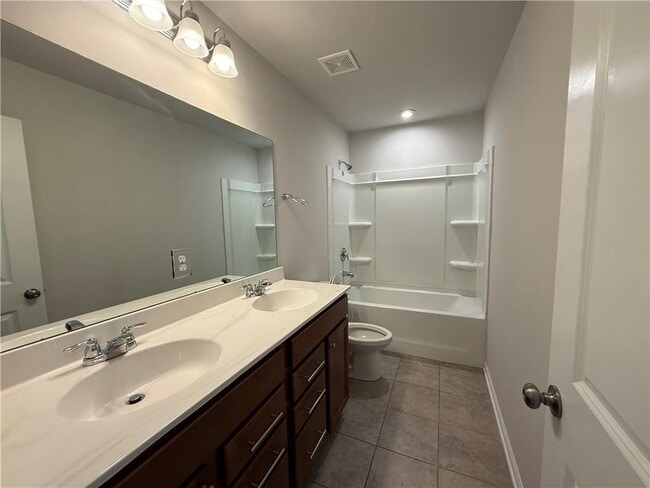 Building Photo - 5839 Wheeler Ridge Rd