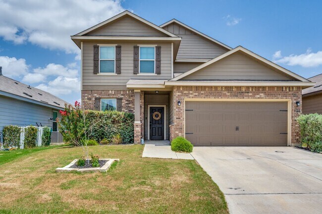 Building Photo - BEAUTIFUL 4-BEDROOM HOME IN NORTHEAST CROSSING
