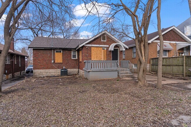 Building Photo - 8212 Toddy Ave