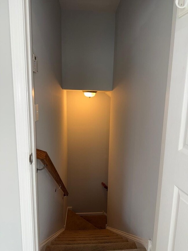 Building Photo - 7b Iron Works Way