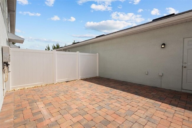 Building Photo - 2432 Hearth Dr